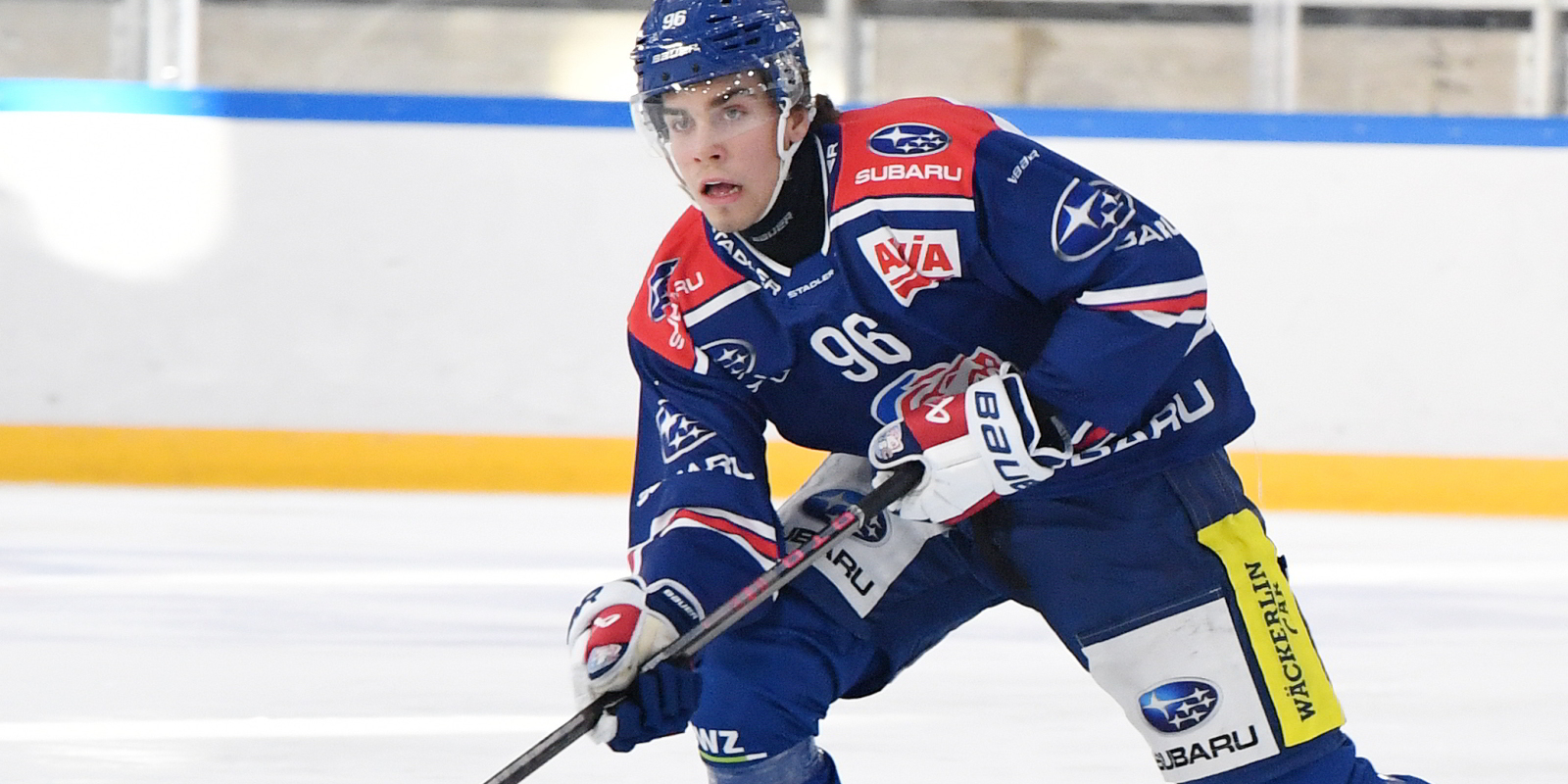 Der 20-jährige Endo Meier buchte seine Assists Nummern 26 und 27 der Saison. Schon sein Grossvater Peter Meier war mit dem ZSC 1961 Meister geworden. (Bild: zvg)