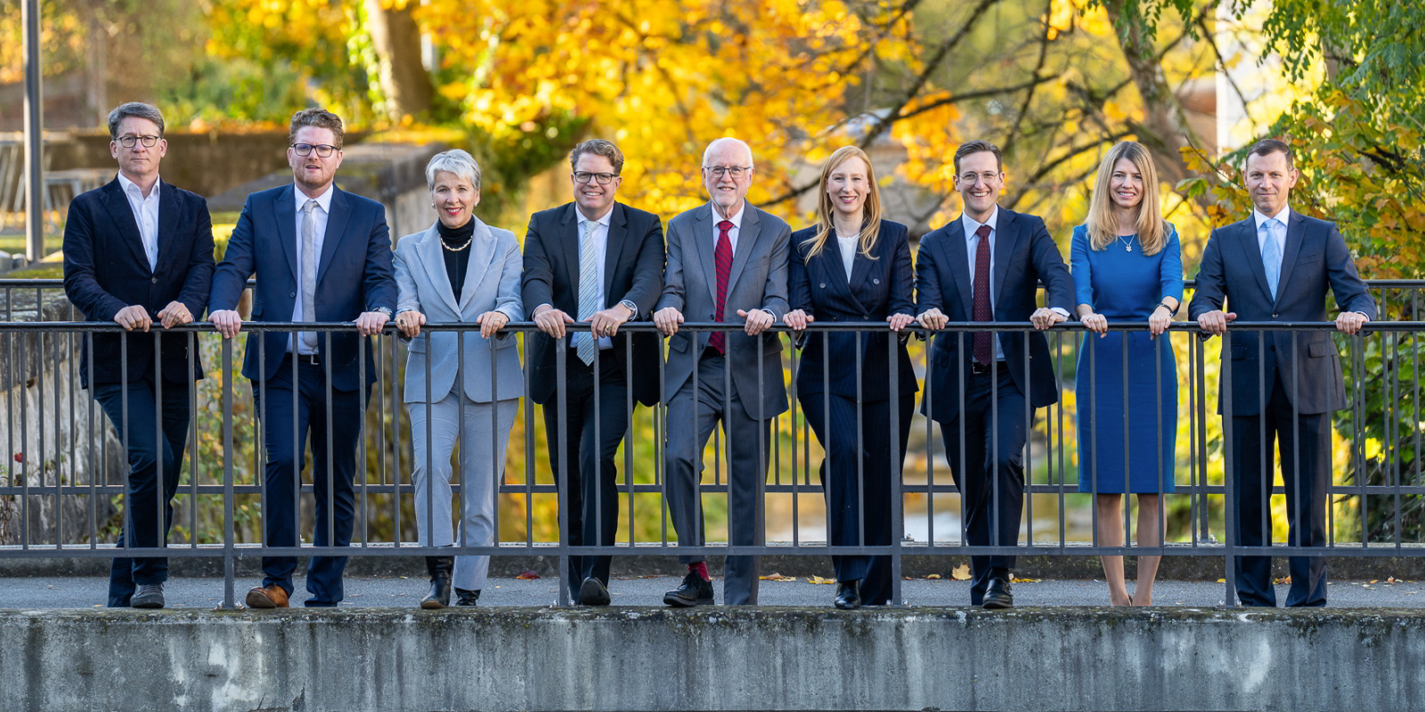 Der Gemeinderat: Claudio Durisch, Gauthier Rüegg, Susanna Schubiger-Münger (Vizepräsidentin), Markus Ernst (Präsident), Klemens Empting, Pia Guggenbühl, Adrian von Burg,
Catrina Erb Pola (Gemeindeschreiberin), Daniel Wipf (Stv. Gemeindeschreiber). (Bild: zvg)