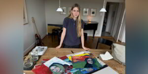 Ausgezeichnet: Eva Weisstanner begeistert Fachleute mit ihren Porträtbildern. (Bild: dwe)